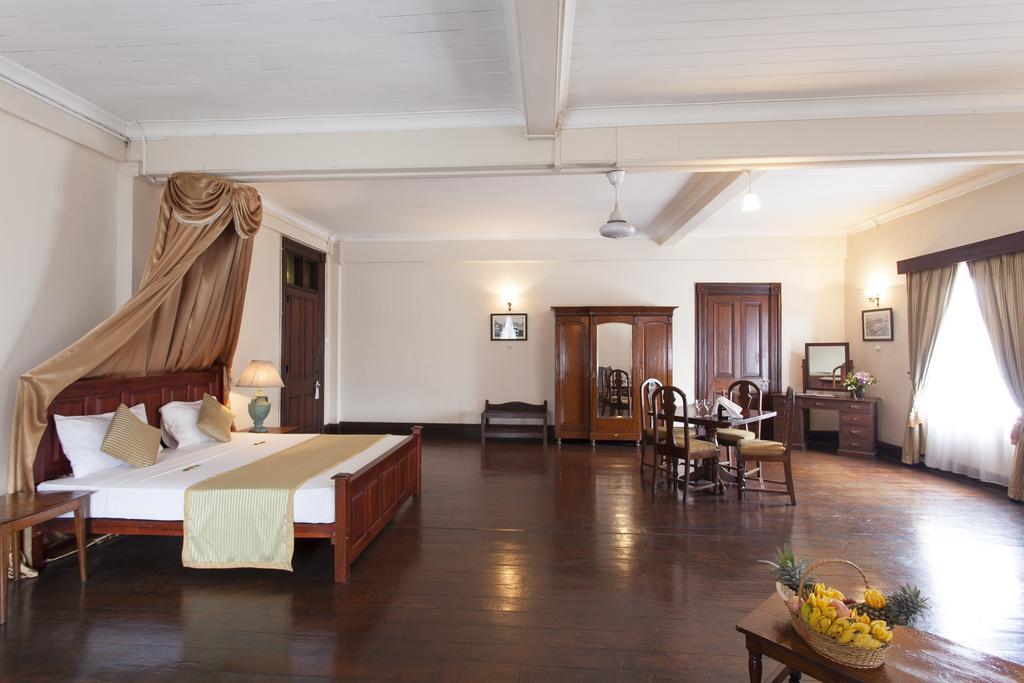 Queen'S Hotel Kandy Camera foto